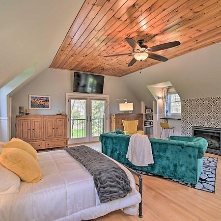 Stylish Studio With Fireplace About 3 Mi From Dtwn! サラトガスプリング エクステリア 写真